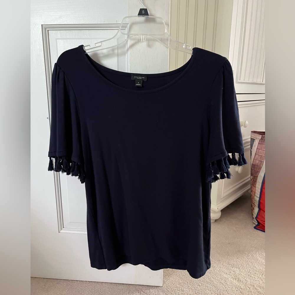 Anne Taylor Navy Blue Short Sleeve Tassel Top Size M